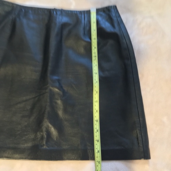 Vintage Cache Black Leather Mini Skirt 80’s Lined Zipper Size 6 - Picture 8 of 8
